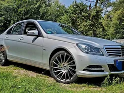 Silber Gebraucht 2012 Mercedes C180 Night Limousine | 11.000 €
