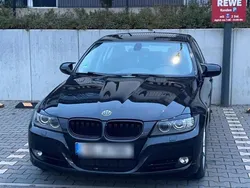 Schwarz Gebraucht 2010 BMW 320 Limousine | 6.700 € (Fairer Preis)