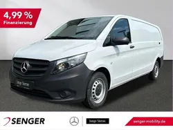 Weiß Gebraucht 2023 Mercedes Vito Van / Kleinbus | 24.812 € (Superpreis)