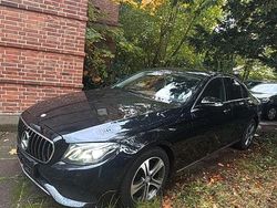 Schwarz Gebraucht 2017 Mercedes E220 Limousine | 21.000 € (Guter Preis)