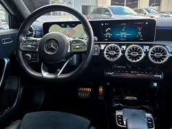 Weiß Gebraucht 2018 Mercedes A180 Limousine | 11.900 €