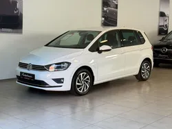 Weiß Gebraucht 2017 VW Golf Sportsvan Sound Van / Kleinbus | 12.990 € (Fairer Preis)