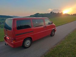 Rot Gebraucht 1999 VW T4 Van | 10.000 € (Etwas zu teuer)