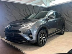 Grau Gebraucht 2017 Toyota RAV4 Hybrid Style SUV | 13.799 € (Guter Preis)