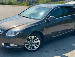 Grau Gebraucht 2012 Opel Insignia Kombi | 3.500 € (Fairer Preis)