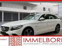 Weiß Gebraucht 2020 Mercedes C300e Avantgarde Kombi | 18.950 € (Superpreis)