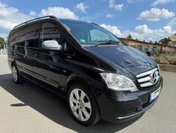 Schwarz Gebraucht 2011 Mercedes Viano Edition Van / Kleinbus | 25.000 €
