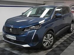 Blau Gebraucht 2021 Peugeot 5008 Van / Kleinbus | 20.780 € (Guter Preis)