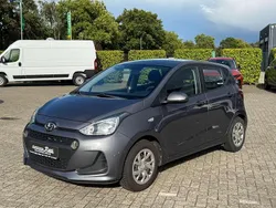 Star dust Gebraucht 2017 Hyundai i10 Classic Kleinwagen | 10.490 € (Fairer Preis)