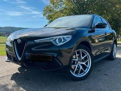 Schwarz Gebraucht 2017 Alfa Romeo Stelvio Lusso SUV | 25.800 € (Etwas zu teuer)