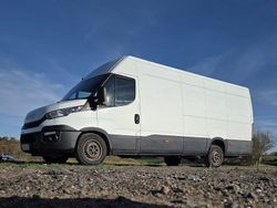 Weiß Gebraucht 2017 Iveco Daily Van / Kleinbus | 12.000 € (Guter Preis)
