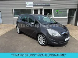 Grau Gebraucht 2011 Opel Meriva Edition Van / Kleinbus | 5.990 € (Etwas zu teuer)