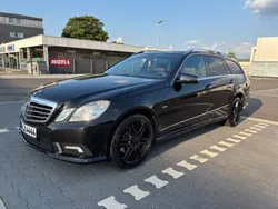 Schwarz Gebraucht 2010 Mercedes E350 AMG line Limousine | 10.300 € (Etwas zu teuer)