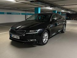 Schwarz Gebraucht 2016 Skoda Superb Limousine | 12.990 € (Fairer Preis)