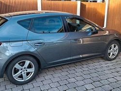 Grau Gebraucht 2018 Seat Leon FR Limousine | 15.300 € (Fairer Preis)