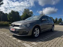 Grau Gebraucht 2015 VW Golf VII Trendline Limousine | 8.550 € (Fairer Preis)