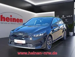 Schwarz Neu 2025 Kia Ceed Style Limousine | 25.780 € (Fairer Preis)