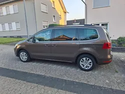 Braun Gebraucht 2010 VW Sharan Comfortline Van / Kleinbus | 8.350 € (Teuer)