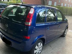Blau Gebraucht 2005 Opel Meriva Van / Kleinbus | 1.950 € (Fairer Preis)