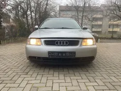 Silber Gebraucht 1998 Audi A3 Ambiente Limousine | 1.150 € (Fairer Preis)