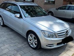 Silber Gebraucht 2010 Mercedes C200 Avantgarde Limousine | 8.500 € (Fairer Preis)