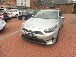 Silber Gebraucht 2022 Kia Ceed 3 Limousine | 16.990 € (Guter Preis)