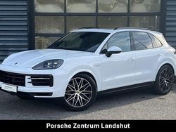 Carraraweißmetallic Gebraucht 2024 Porsche Cayenne SUV | 92.790 € (Superpreis)