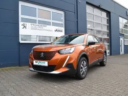 Orange Gebraucht 2022 Peugeot e-2008 Active SUV | 19.890 € (Fairer Preis)