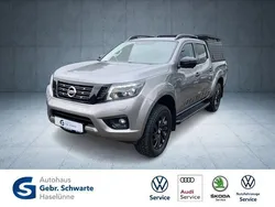 Grau (metallic) Gebraucht 2019 Nissan Navara N-Guard Abholung | 29.940 € (Fairer Preis)