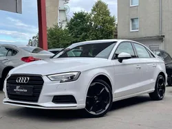 Weiß Gebraucht 2019 Audi A3 Basis Limousine | 12.900 € (Guter Preis)