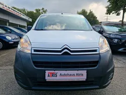 Weiß Gebraucht 2017 Citroën Berlingo Live Van / Kleinbus | 5.800 € (Guter Preis)