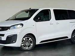 Weiss / kaolinweiss Neu 2024 Opel Zafira Life Van | 43.970 € (Etwas zu teuer)