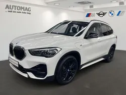 Alpinweiß uni Gebraucht 2021 BMW X1 Sport Line SUV | 24.450 € (Fairer Preis)