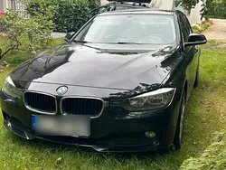 Schwarz Gebraucht 2012 BMW 316 Kombi | 7.800 €