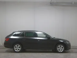 Schwarz Gebraucht 2022 Skoda Superb Ambition Kombi | 15.990 € (Fairer Preis)