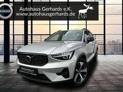 Silber Gebraucht 2024 Volvo XC40 Plus SUV | 37.990 € (Fairer Preis)