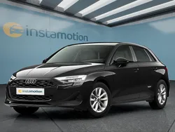 Schwarz Neu 2025 Audi A3 Sportback Kleinwagen | 32.749 € (Guter Preis)