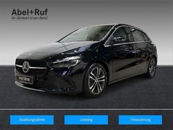Lack kosmosschwarz Gebraucht 2024 Mercedes B200 Progressive Van / Kleinbus | 28.898 € (Superpreis)