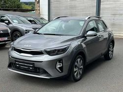 Grau Gebraucht 2024 Kia Stonic Vision SUV | 20.980 € (Fairer Preis)