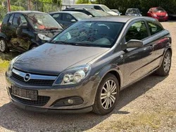 Grau Gebraucht 2009 Opel Astra GTC Selection Coupé | 4.999 € (Fairer Preis)