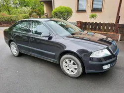 Schwarz Gebraucht 2006 Skoda Octavia Limousine | 1.800 € (Superpreis)