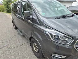 Grau Gebraucht 2019 Ford Tourneo Custom Titanium X Van / Kleinbus | 27.500 € (Guter Preis)