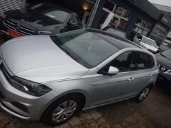 Reflexsilber metallic Gebraucht 2018 VW Polo Comfortline Kleinwagen | 12.999 € (Etwas zu teuer)