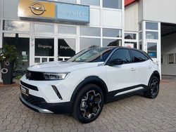 Weiß Gebraucht 2022 Opel Mokka-e Ultimate SUV | 21.490 € (Etwas zu teuer)