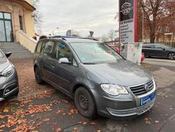 Grau Gebraucht 2007 VW Touran Van / Kleinbus | 3.999 € (Fairer Preis)
