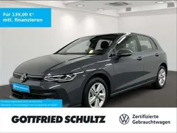 Grau Gebraucht 2024 VW Golf VIII Life Limousine | 22.430 € (Guter Preis)