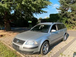 Silber Gebraucht 2002 VW Passat Kombi | 1.450 € (Guter Preis)