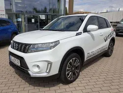 Weiß metallic Gebraucht 2023 Suzuki Vitara SUV | 29.690 €