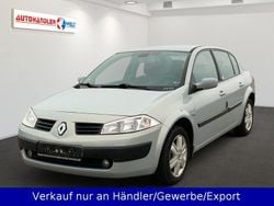 Grau Gebraucht 2004 Renault Mégane II Dynamique Limousine | 1.299 € (Superpreis)