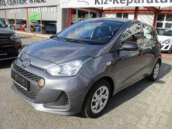 Grau (star dust metallic) Gebraucht 2019 Hyundai i10 Select Kleinwagen | 8.980 € (Fairer Preis)